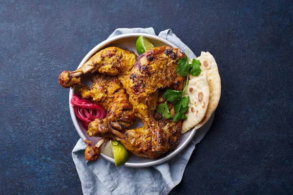 Frango Tandoori Marinado Tikka Servido Com Naan Arroz Limão Com — Fotografia de Stock