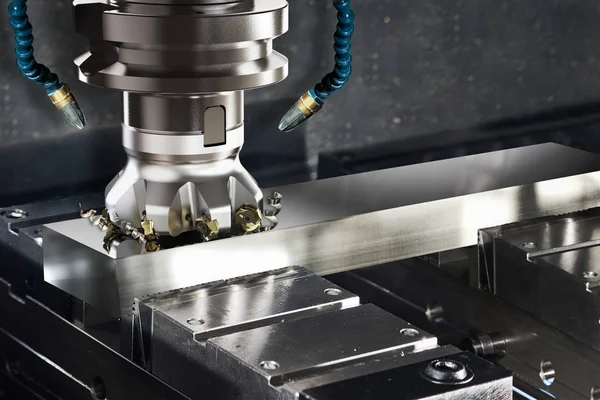 Endüstriyel metal işleme kesim işlemi tarafından freze kesici, 3d render