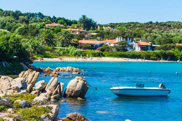 Piccola Barca Ormeggiata Porto Cervo Sardegna Italia — Foto Stock