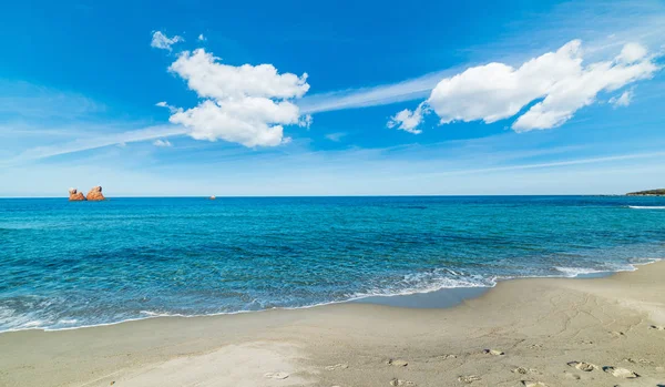 Playa Cea Bajo Cielo Nublado Primavera Cerdeña Italia — Foto de Stock