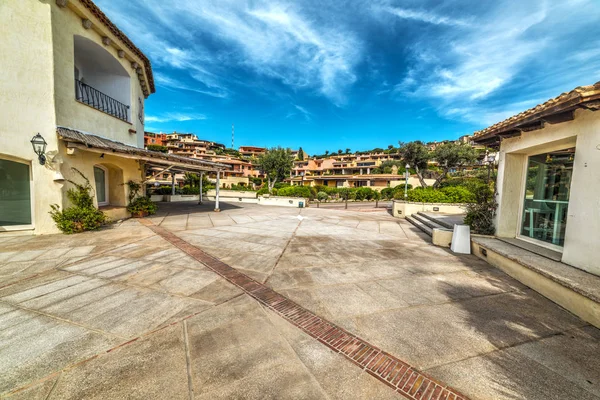 Pequeña Plaza Porto Cervo Día Nublado Costa Esmeralda Cerdeña — Foto de Stock