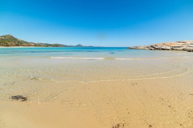 Ünlü di Peppino Scoglio plaj altın kıyı. Sardunya, İtalya