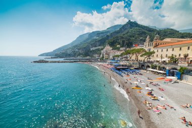 Mavi deniz dünya ünlü Amalfi Coast, İtalya. UNESCO Dünya Miras Listesi