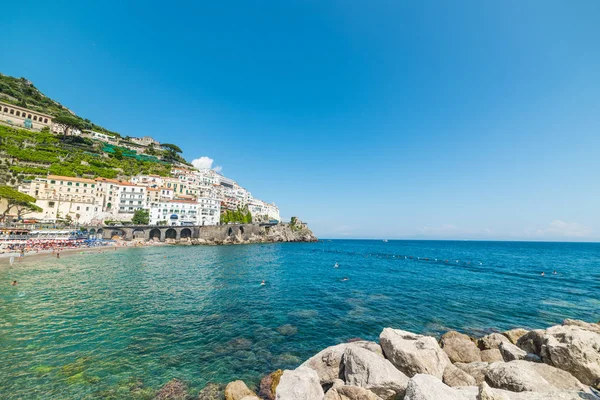 Mer Bleue Dans Célèbre Côte Amalfitaine Campanie Italie Site Patrimoine — Photo