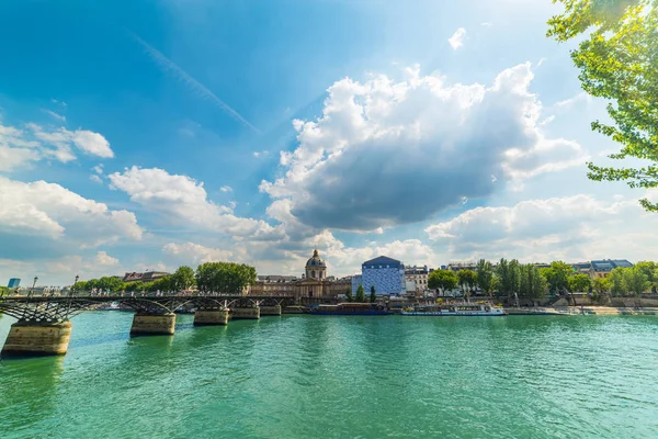 Institut France Visto Desde Río Sena Día Nublado París Francia —  Fotos de Stock