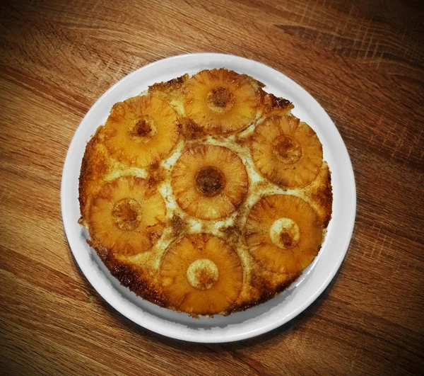 Gâteau Ananas Sur Une Table Bois Vue Haut — Photo