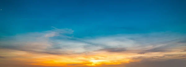 Blauer Und Oranger Himmel Bei Sonnenuntergang Sardinien Italien — Stockfoto