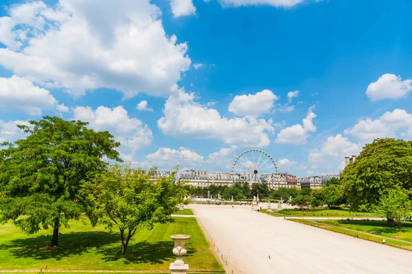 Nuvole Sul Giardino Delle Tuileries Parigi Francia — Foto Stock