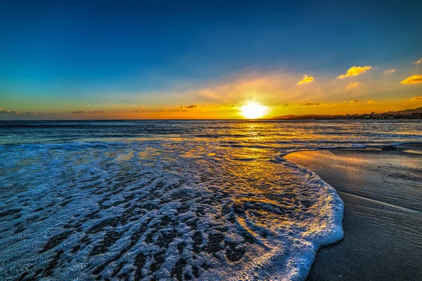 Schuim Van Zee Alghero Kust Bij Zonsondergang Sardinië Italië — Stockfoto