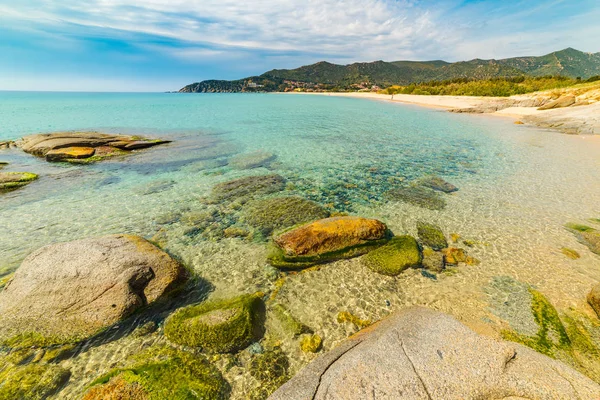 Hermosa orilla en Villasimius — Foto de Stock