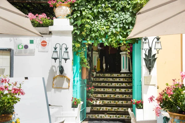 Coin pittoresque dans le monde célèbre Sorrente — Photo