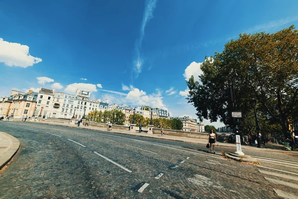 Kreuzung pont neuf und quai de conti — Stockfoto