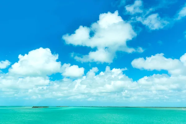 Tyrkysové moře v Florida Keys — Stock fotografie