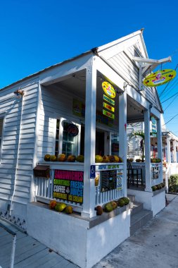 Duval Caddesi'nde Sandviç ve Smoothies mağazası