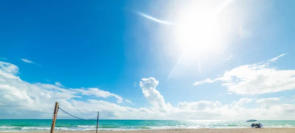Fort Lauderdale orilla en un día soleado —  Fotos de Stock