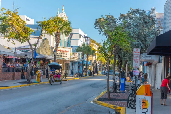 Key West Verenigde Staten Februari 2019 Duval Street Een Zonnige — Stockfoto