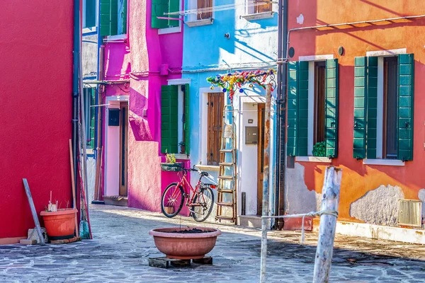 Pintoresca Plaza Burano Italia —  Fotos de Stock