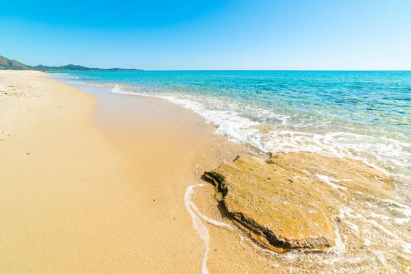 Rocas Arena Playa Piscina Rei Cerdeña Italia — Foto de Stock