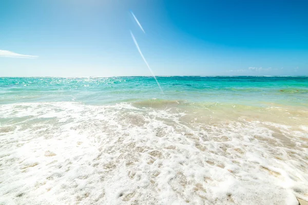Turkos Vatten Raisins Klär Stranden Guadeloupe Franska Västindier Mindre Antillerna — Stockfoto