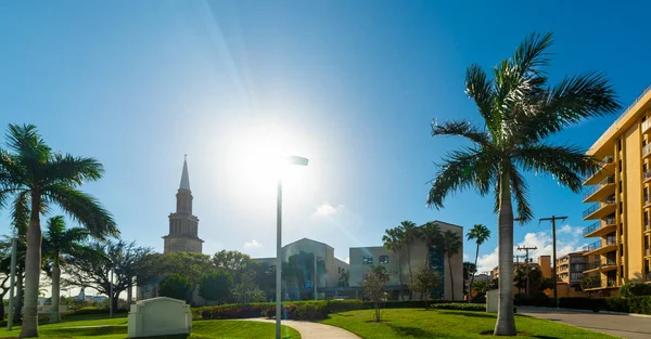 Slunce Svítí Nad West Palm Beach Florida Usa — Stock fotografie