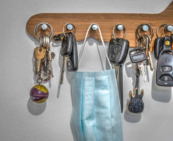Virus Protection Mask Car House Keys Hanging White Wall Ready — Stock Photo, Image