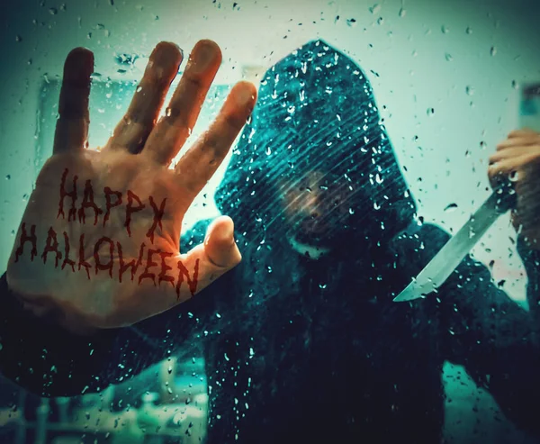 Zabójca Happy Halloween Tekst Napisany Krwią Jednej Ręce — Zdjęcie stockowe