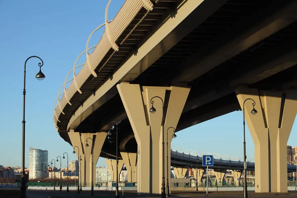 Viaduto de ponte rodoviária — Fotografia de Stock
