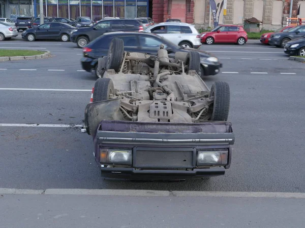 Choque al revés coche — Foto de Stock