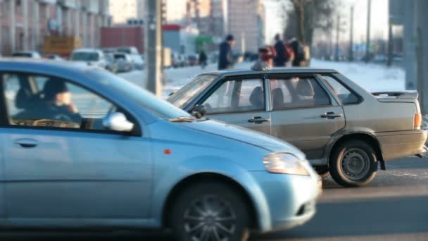 Acidente Carro Quebrado Encruzilhada Inverno — Vídeo de Stock