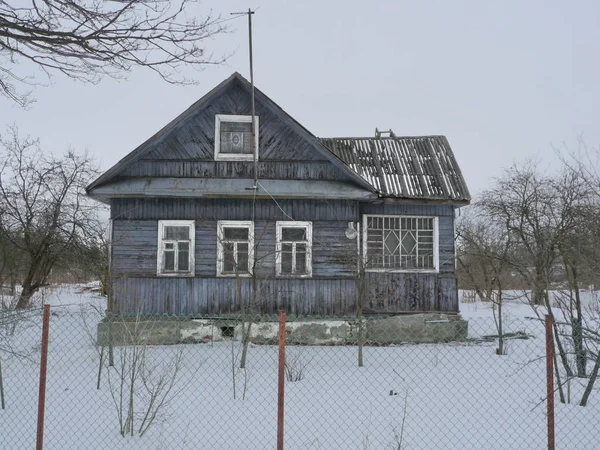 Ρωσίας Λένινγκραντ Περιοχή Μαρτίου 2016 Τυπικό Ξύλινο Σπίτι Της Σοβιετικής — Φωτογραφία Αρχείου