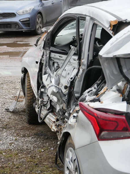 Caiu Hyundai Solaris visão traseira — Fotografia de Stock