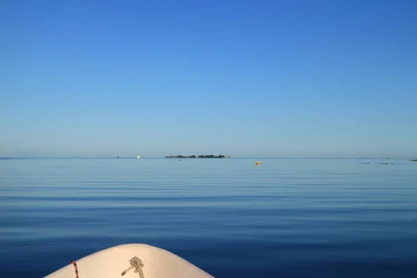 Вид на море вранці — стокове фото