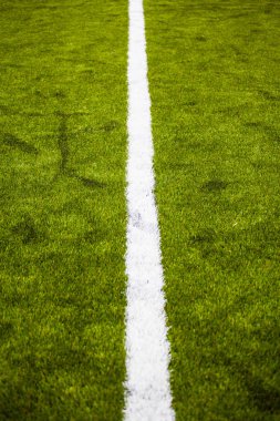 Ceza sahası yeşil futbol sahasına kenarına