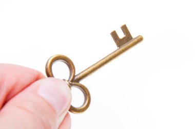 Adamın eli ve kilit anahtarı