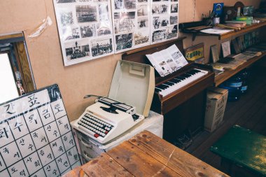 Seoul, Kore - 03 Haziran 2016: Sınıf Cheonggyecheon Müzesi'nde Kore eski okulun