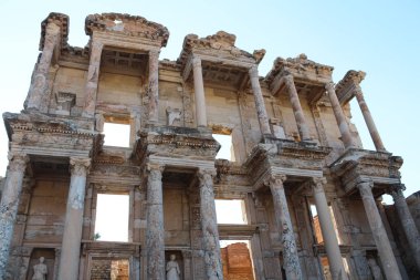 Selçuk, Türkiye'de Efes Celsus Kütüphanesi antik kalıntılar