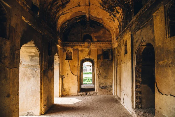 Chhatris, Orchha, Hindistan'da antik Harabeleri