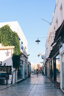 Bodrum, Türkiye - 18 Temmuz 2013: Bodrum alışveriş caddesi
