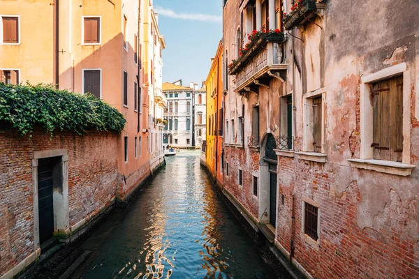 Edificios Antiguos Europeos Con Canal Venecia Italia — Foto de Stock