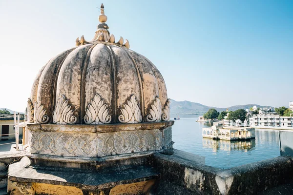 Bagore Haveli Mohan Temple Con Lago Pichola Udaipur India — Foto de Stock
