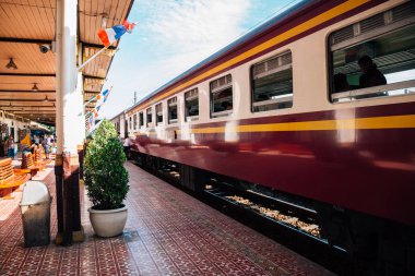 Ayutthaya, Tayland - 9 Kasım 2017: Ayutthaya Tren İstasyonu