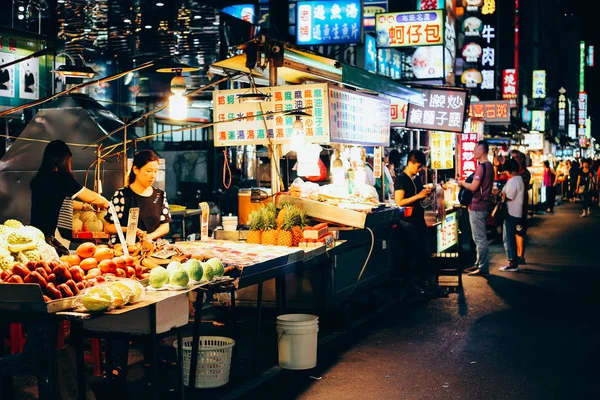 Kaohsiung Tajvan 2018 Május Liuhe Night Market Élelmiszer Utcában — Stock Fotó