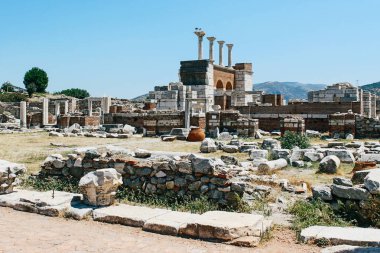 St. Johns bazilika Ayasuluk tepesi Selçuk, Türkiye'de de kalıntıları
