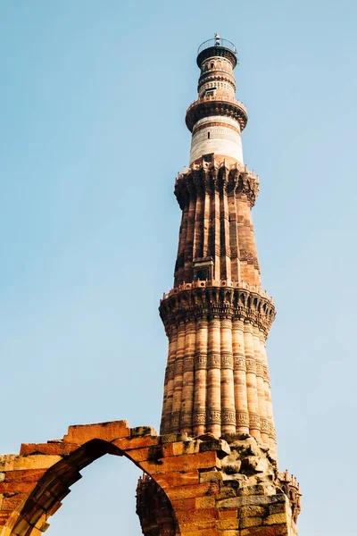 Qutub Minar Ruínas Antigas Delhi Índia — Fotografia de Stock