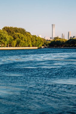 Akşam Shichahai Houhai gölde Pekin, Çin