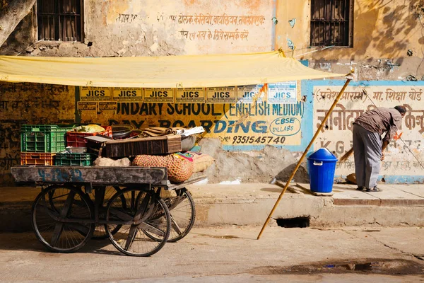 Jaipur India November 2017 Street Leverantör Grönsaksmarknad — Stockfoto