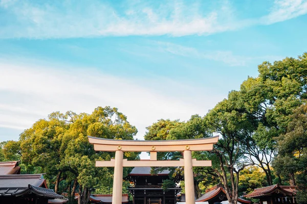 Meiji Jingu shrine Torii gate v Tokiu, Japonsko — Stock fotografie