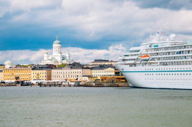 Helsinki liman kenti, Katedral ve Pazar Meydanı Helsinki, Finlandiya