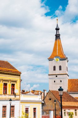 Rasnov, Romanya'da ortaçağ eski kenti ve kilisesi
