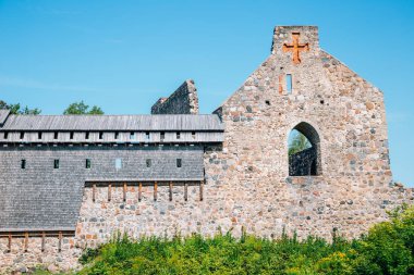Livonya Düzeni Kalesi, Sigulda, Letonya 'da harabeler